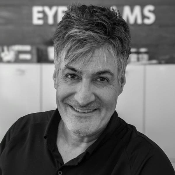Michael Toulch, optométriste chez Harry Toulch.